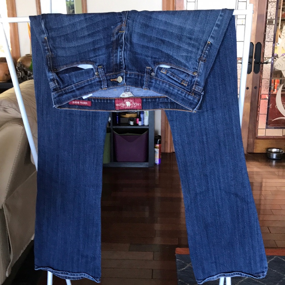 Lucky brand